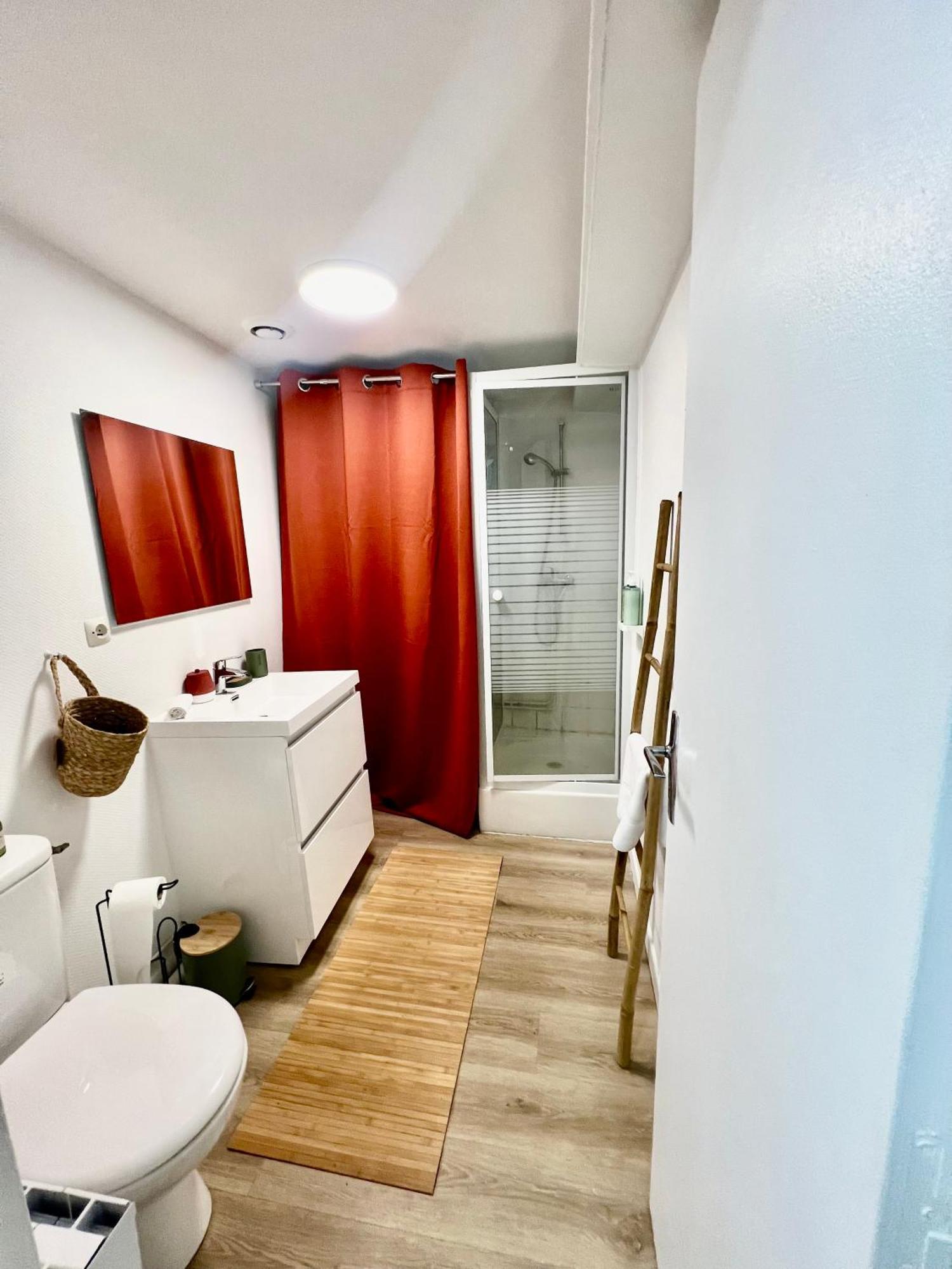 Le Nid Douillet Centre Ville Decize Extérieur photo