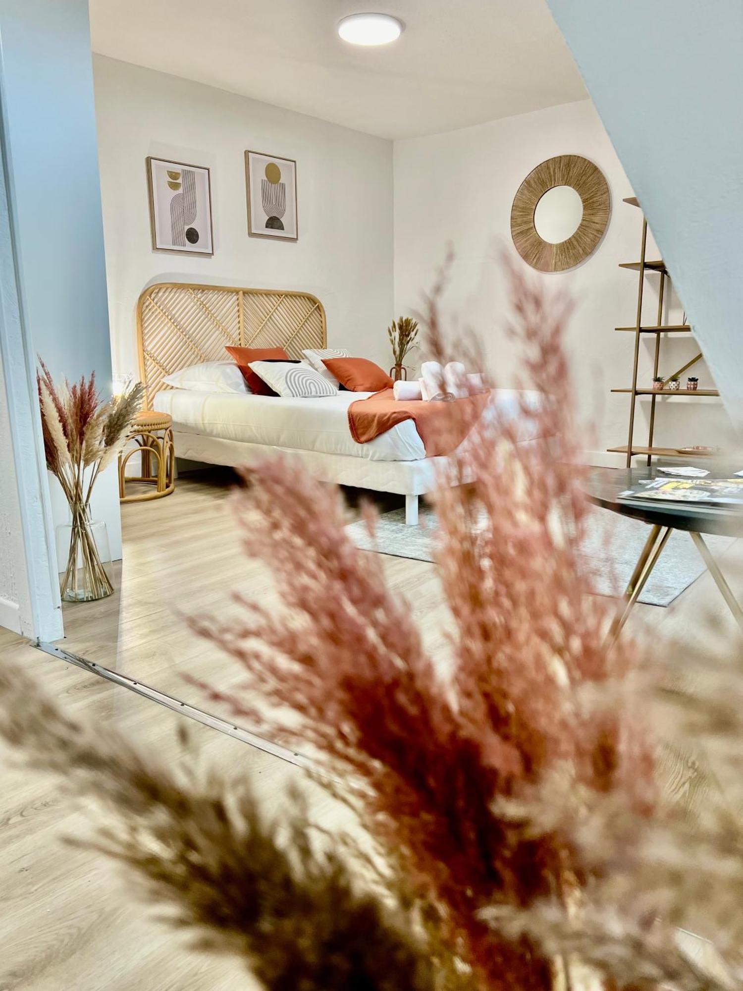 Le Nid Douillet Centre Ville Decize Extérieur photo